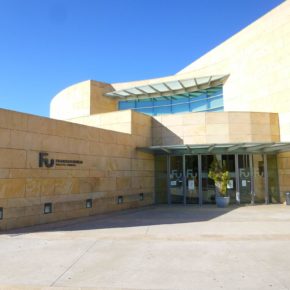 CS pide ampliar el horario de la Biblioteca de Majadahonda para evitar que los estudiantes se desplacen a otros municipios